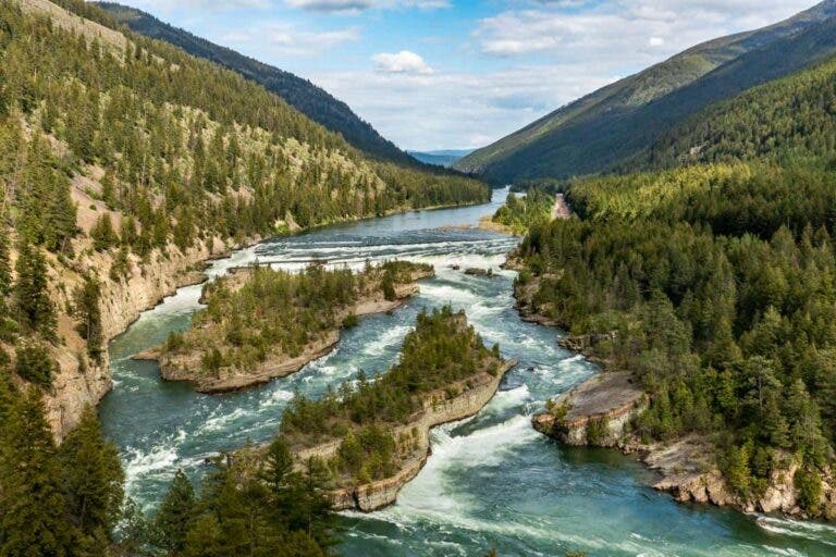 Kootenai River Lodge Stays | Shangrilog