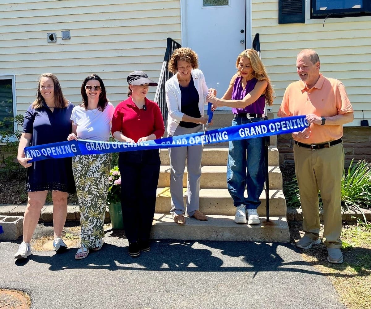 Tracy Moreen, Lauren Spirig, Assemblywoman Aura Dunn, Committeewoman Amalia Duarte, Mayor Sarah Neibart, and Deputy Mayor Nick Monaghan celebrate the opening of The Annex.