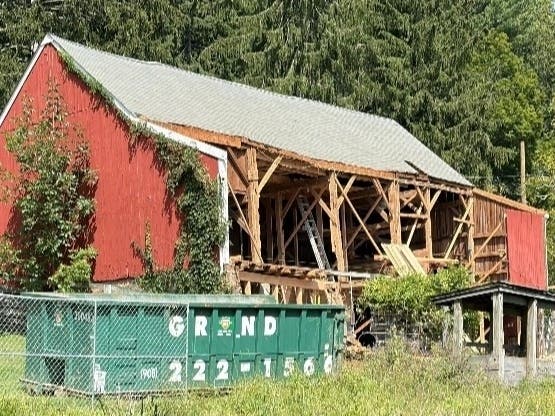 The Cary Farm Barn was originally built around 1825 by Stephen Cary. The barn and surrounding property remained in the Cary family for generations before the Scott family owned the site from 1977 until 2015.