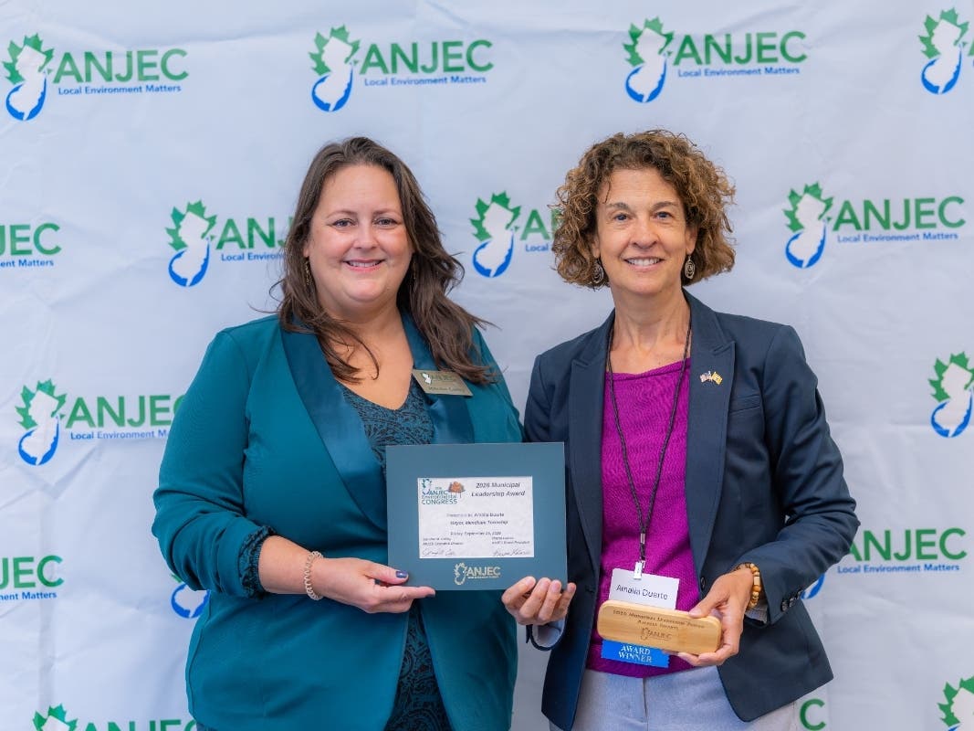 Committeewoman Amalia Duarte (R) has received a statewide award recognizing her work on environmental initiatives, including the township's efforts to curb light pollution and comply with Highlands regulations.