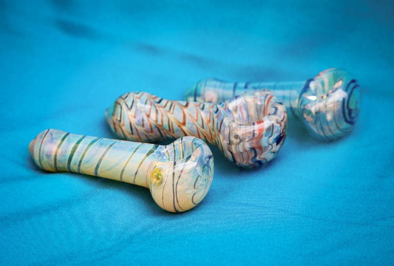 The Benefits of Durable Glass Pipes for Smoking: A Practical Overview