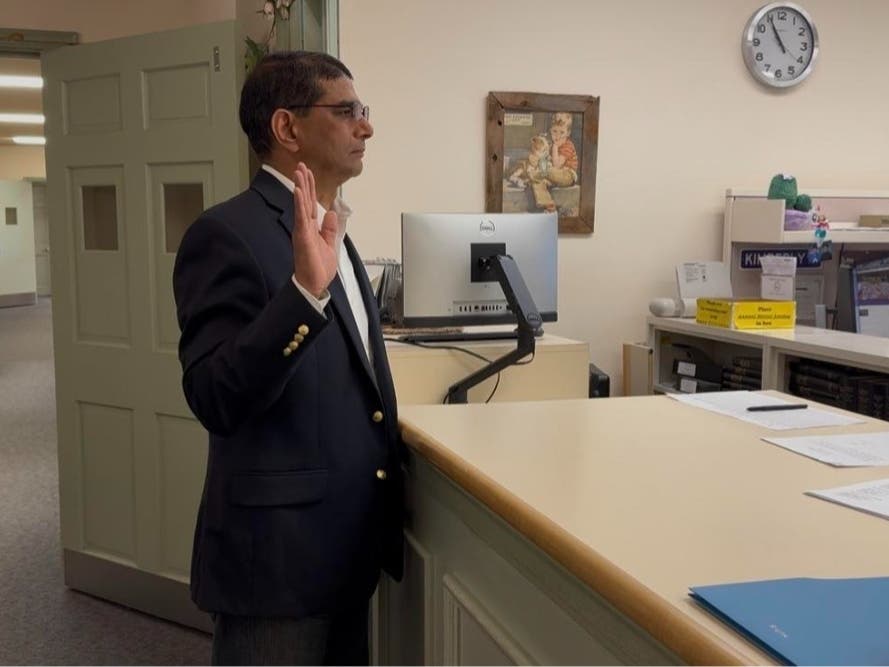 Anand Sharma officially took the oath of office Thursday after winning a seat on Shrewsbury’s Select Board in the town election, according to the town clerk’s office.