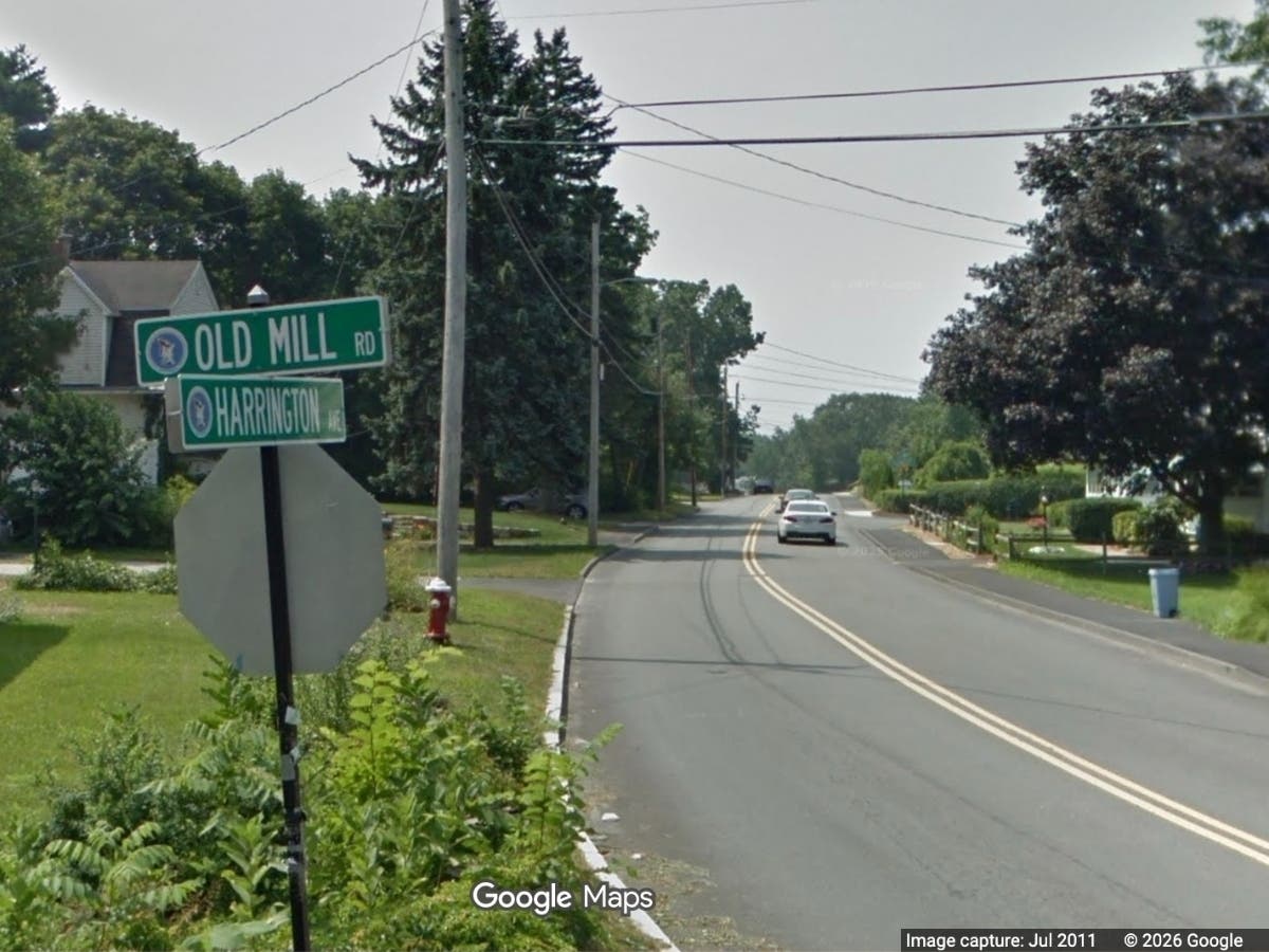 The Select Board voted Tuesday to amend the town’s Traffic Rules and Orders to add two stop signs at Harrington Avenue and Old Mill Road, creating a three-way stop at the intersection.