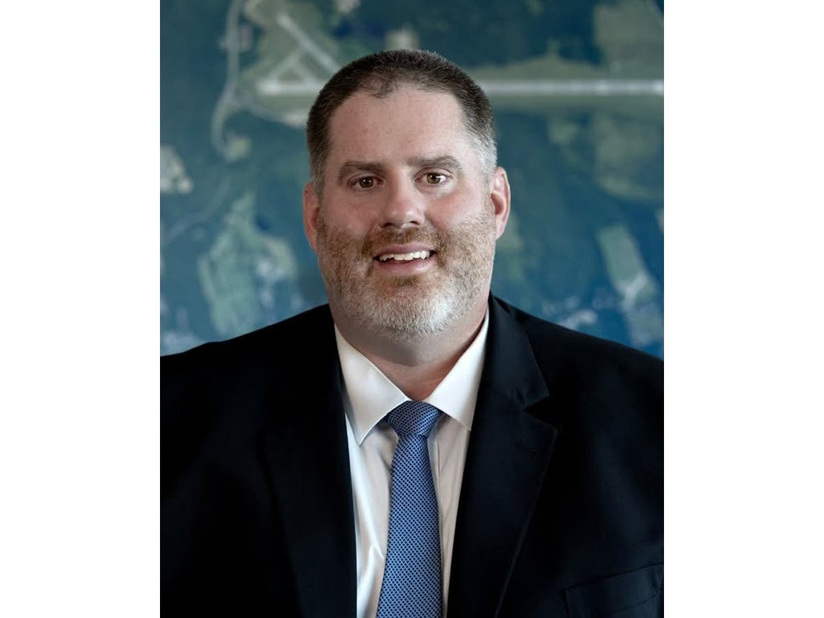 Matthew Elia became the Worcester Regional Airport director effective Monday, the Massachusetts Port Authority announced.
