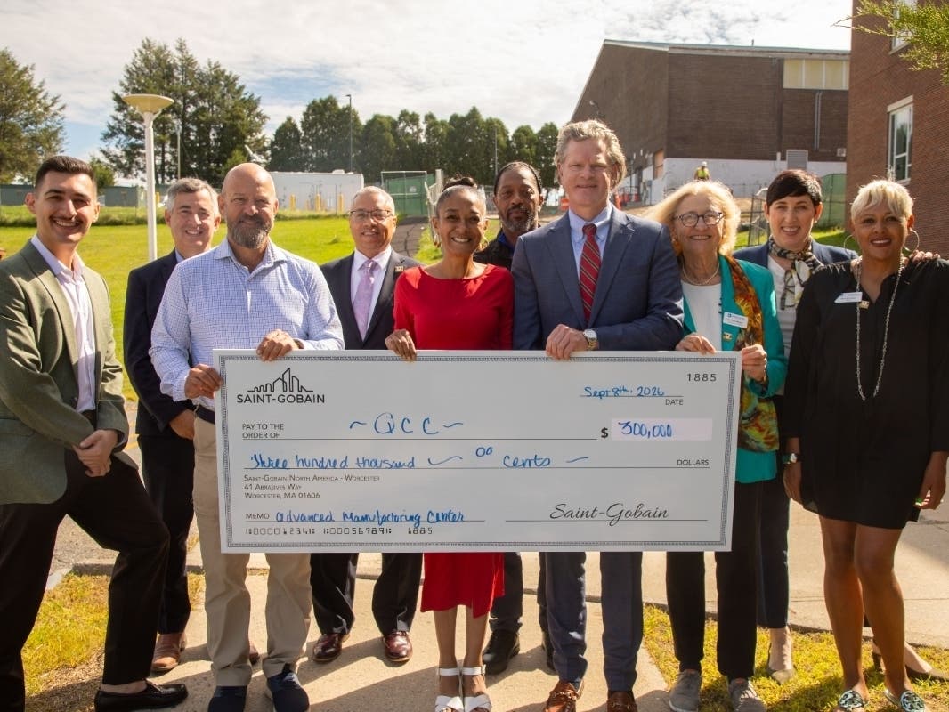Quinsigamond Community College and Saint-Gobain North America announced that a three-year partnership will support new equipment, lab furnishings and classroom furnishings in the college’s future QCC Center.