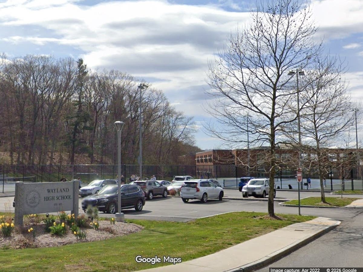 Wayland Public Schools was named the No. 10 best school district in Massachusetts on the 2027 Best School Districts in America list, recently released by the education ranking service Niche.
