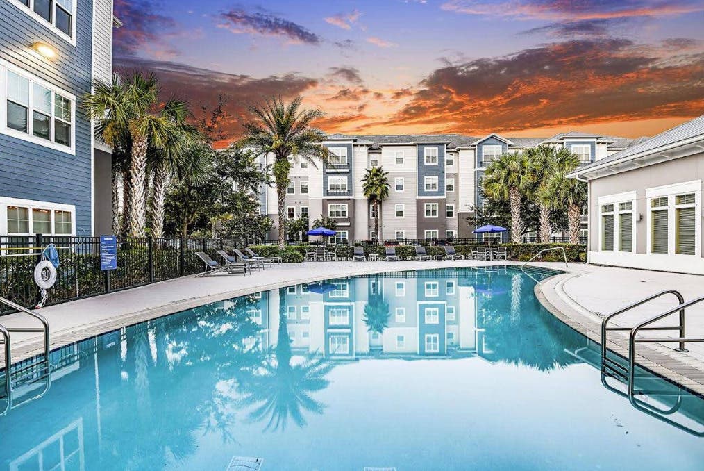 Windermere Cay Apartments