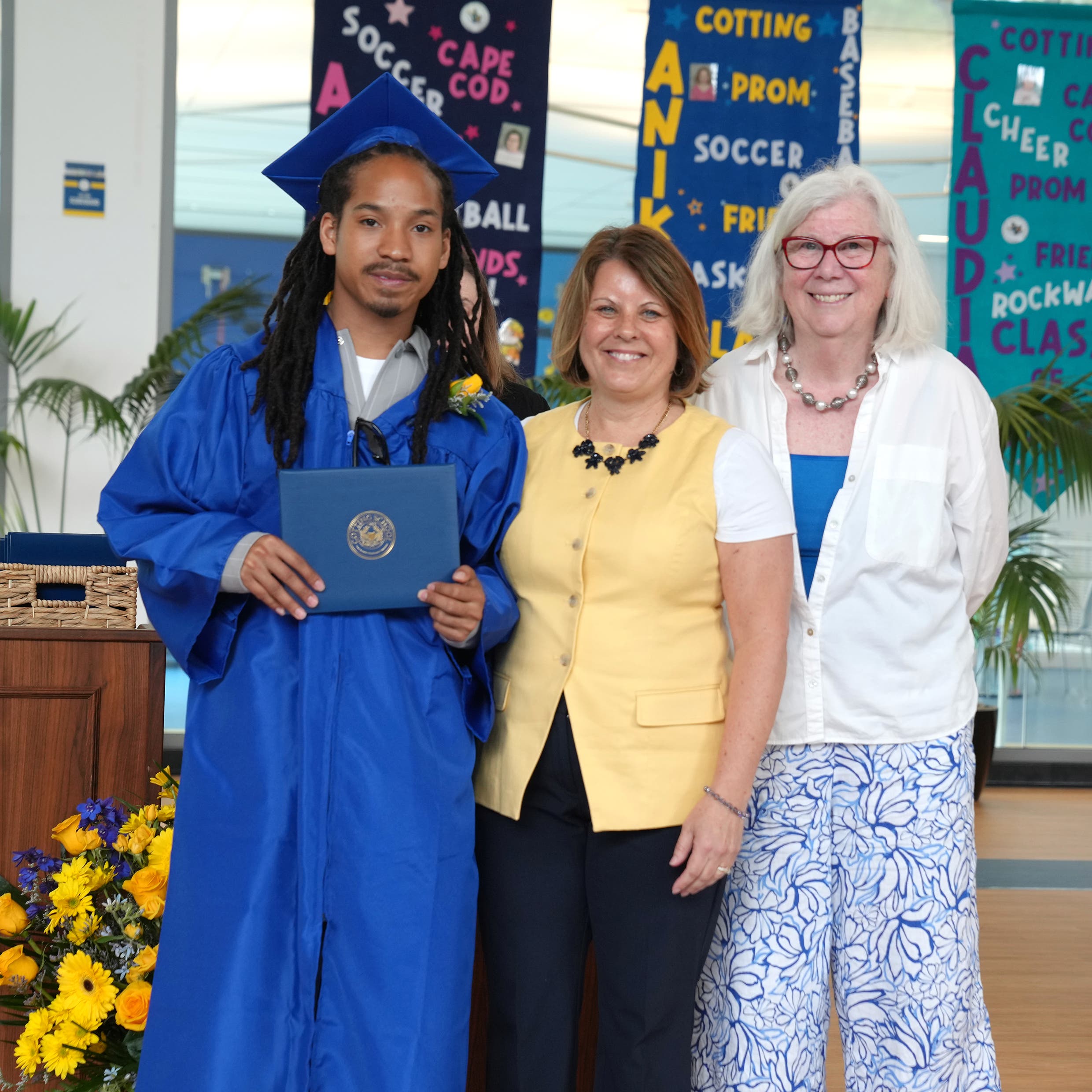 Hyde Park resident graduates from Cotting School