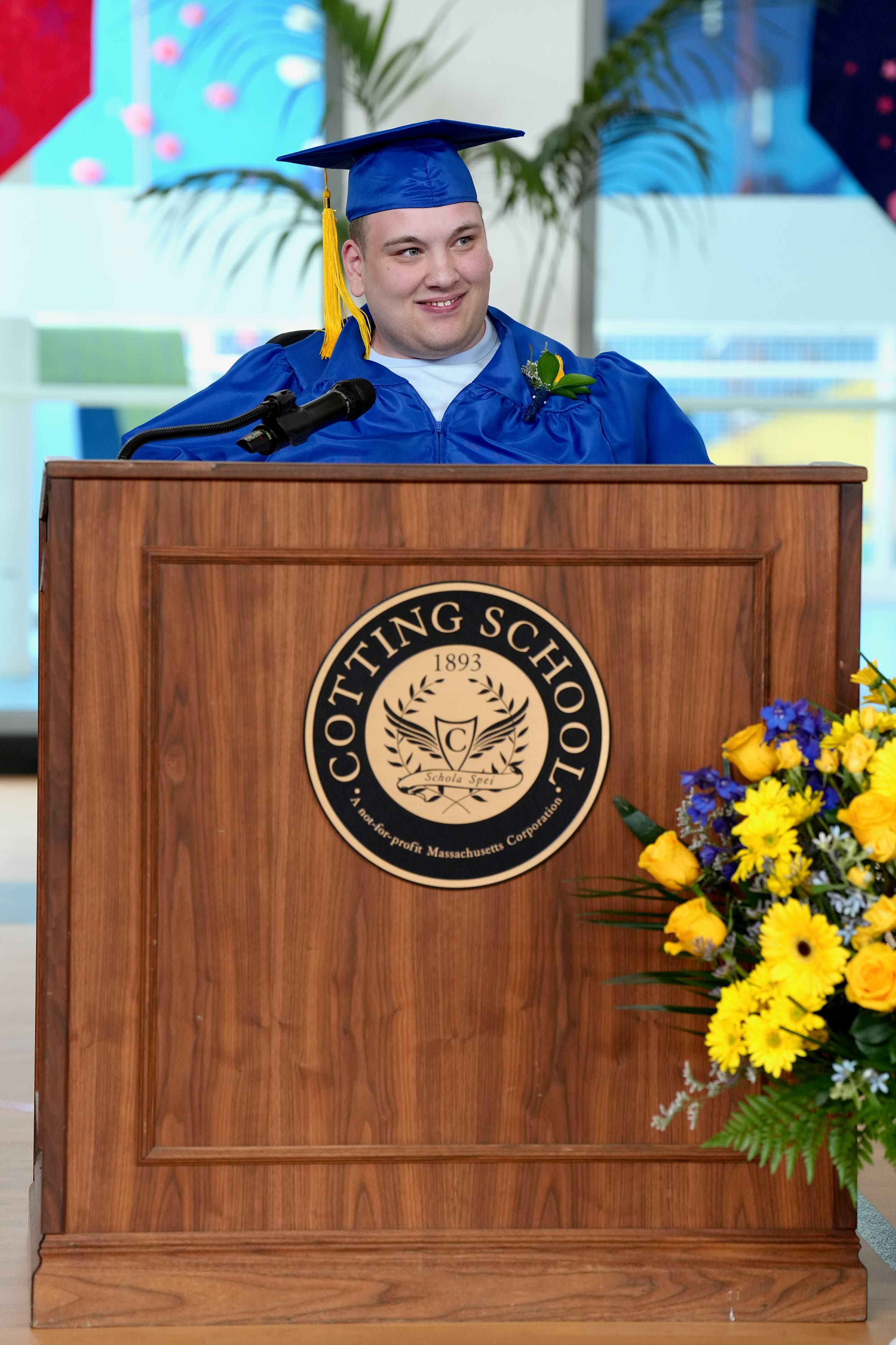 Methuen resident graduates from Cotting School
