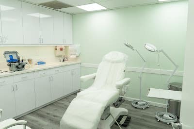 VivaLife Healing Centers