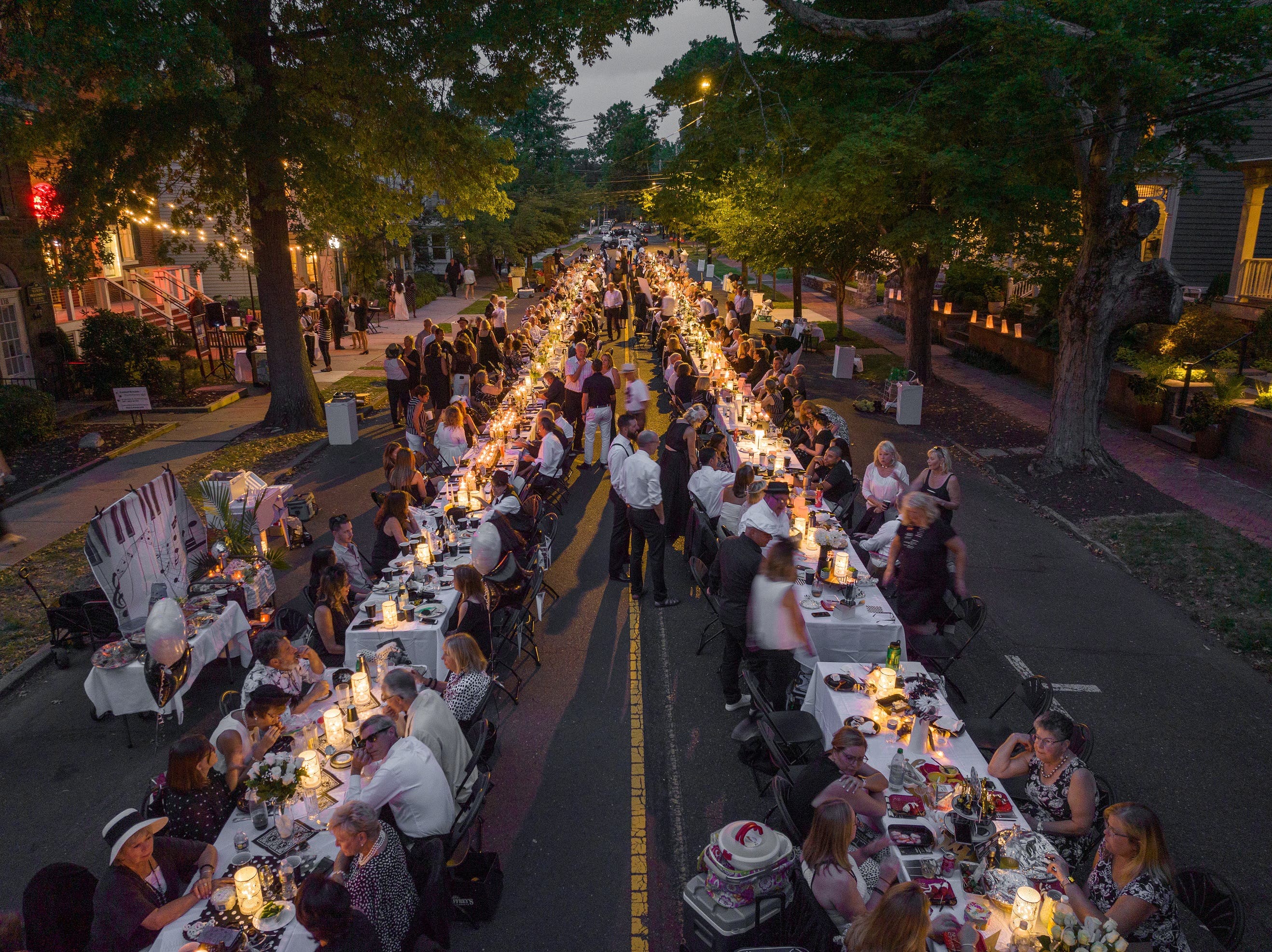 Newtown Black & White Dinner