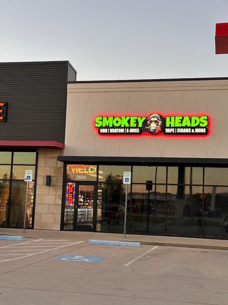 Smokey Heads Smoke & Vape | Best Smokes and Vapes in Texas