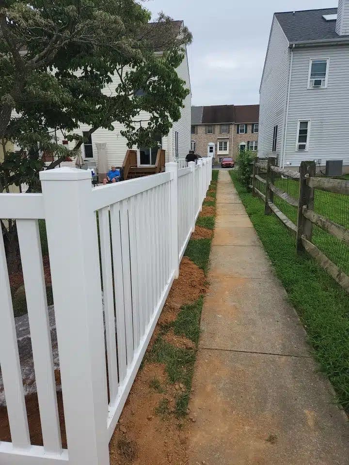 Leading Edge Fence & Gates