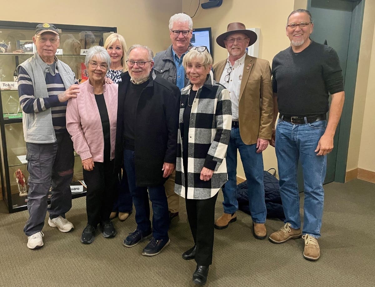 Gary Edwards (above, second from right) will be named Alcalde, stands with former honorees. A ceremony is scheduled for March 12. Next week, the city council has a full slate of decisions that could reshape local streets, housing, and long-term planning.