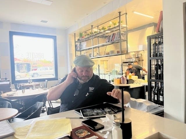 Petaluma restaurateur Nick Ronan brought a taste of southwest France to KTVU Channel 2 on March 18, two days before International Francophonie Day, the centerpiece of Francophonie Month promoted by the Alliance Française. 
