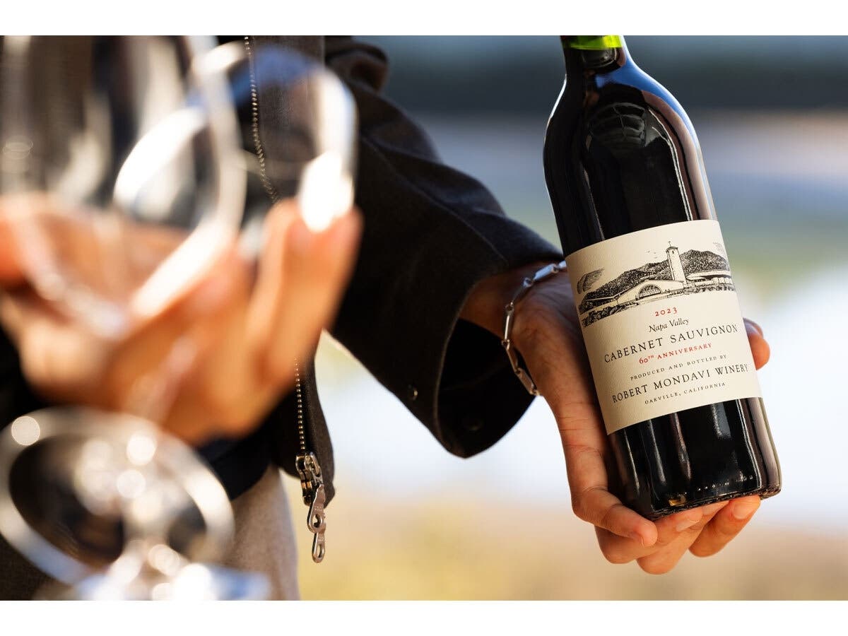 A landmark Napa Valley producer unveils modernized visitor center, upgraded winemaking facilities, and new tasting experiences timed to its 60th anniversary. 