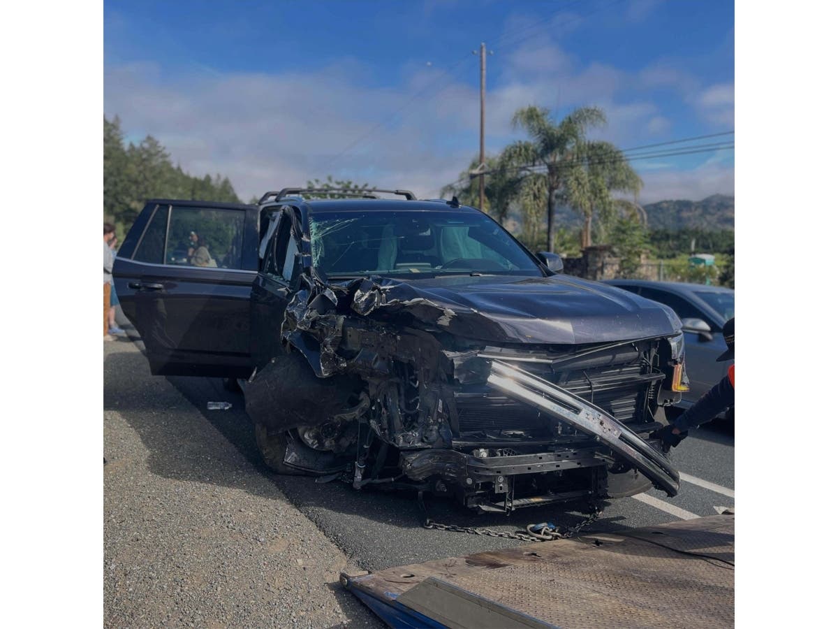 Distracted Driver Slams SUV Into Asphalt Trailer In Napa 