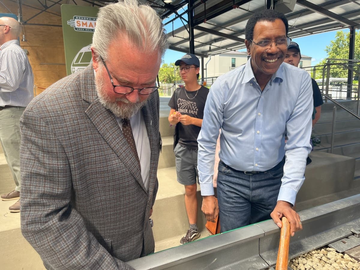 A renewed push to put Healdsburg’s SMART station near the West Plaza has residents and city councilmembers questioning what happens to decades of planning around the Hudson Street depot.
