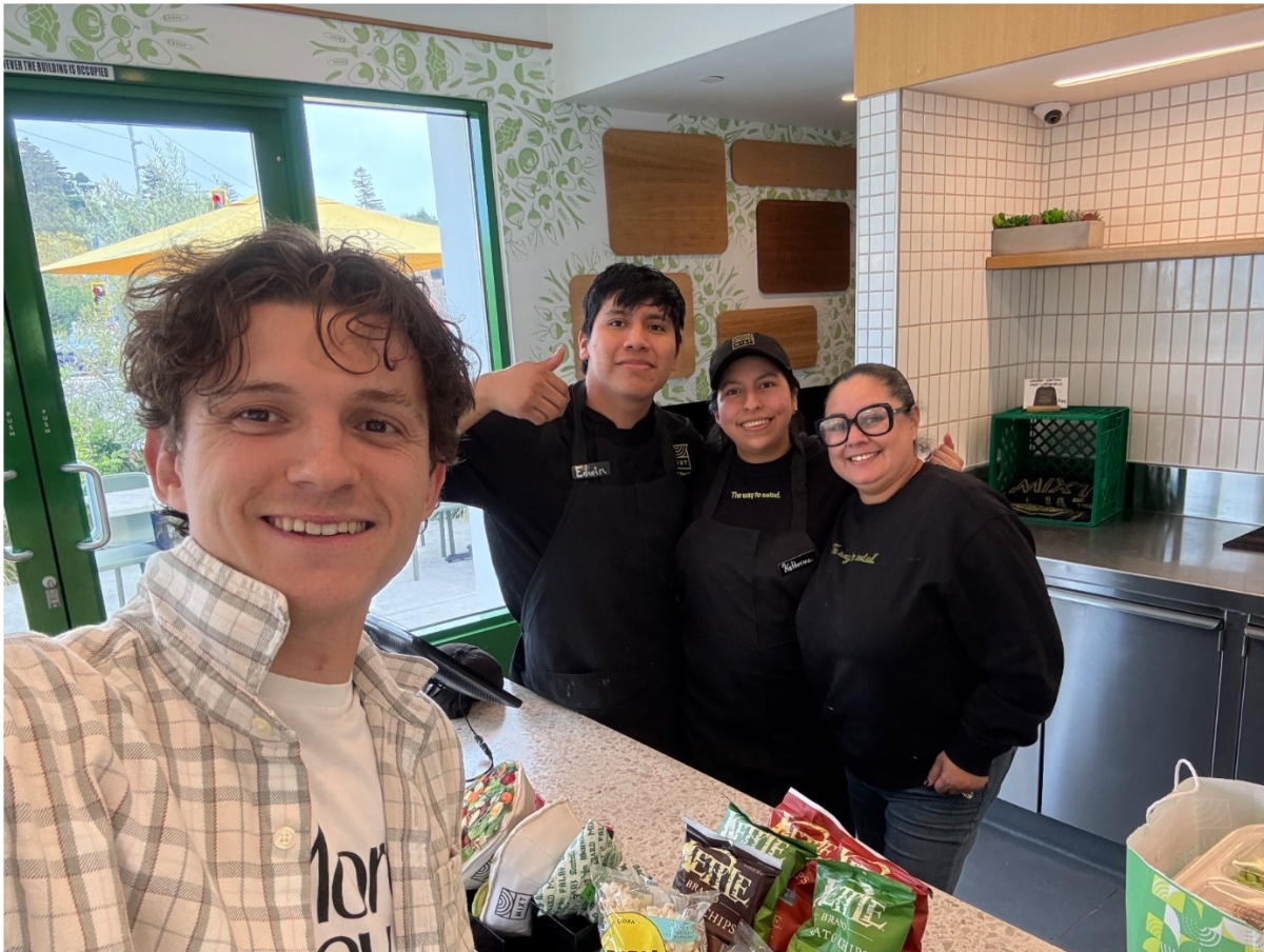 "Spider-Man" star Tom Holland offered to take a selfie with MIXT staff when they asked for a photo.