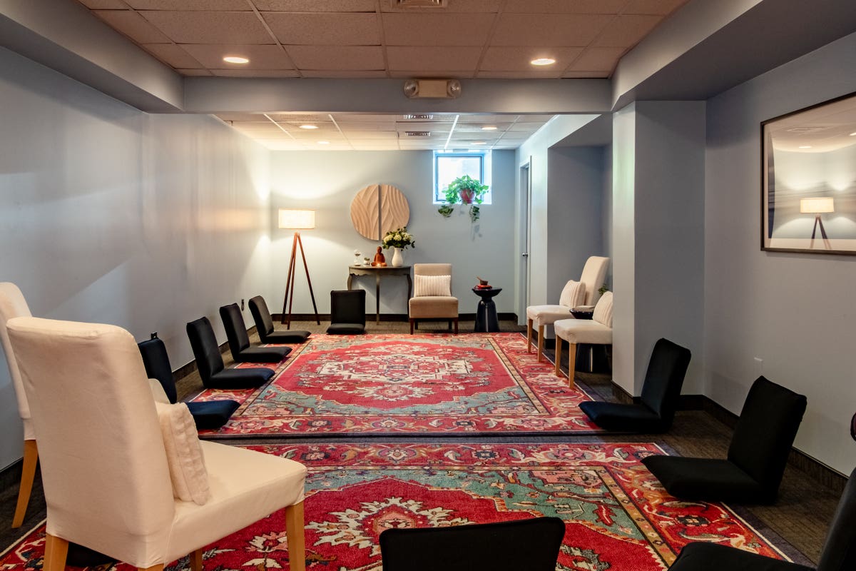 Jean Vitrano, Mindfulness Facilitator & Teacher
