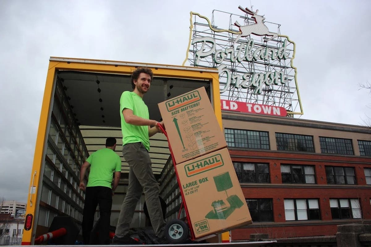 Moving Fellows