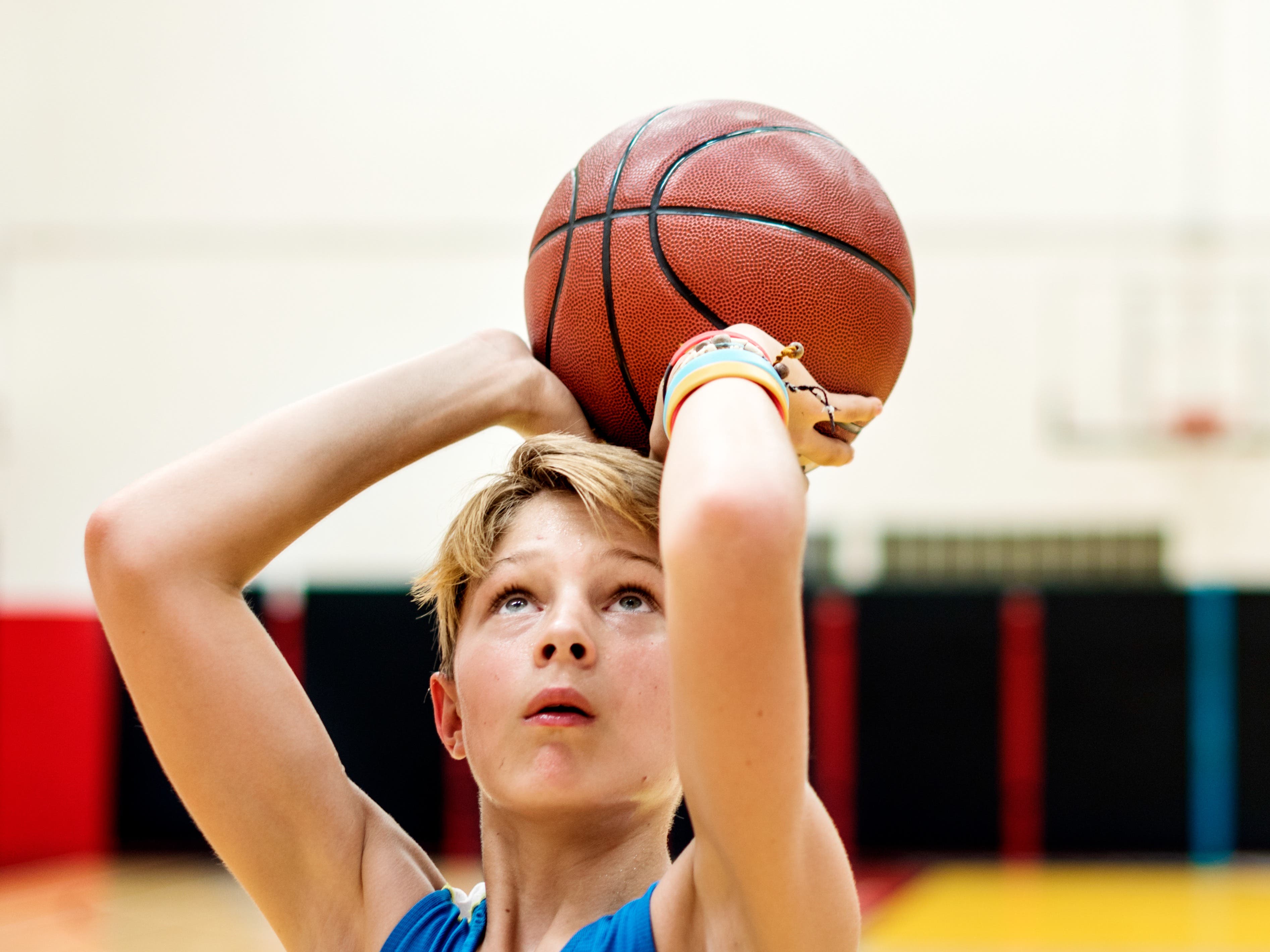 Saturday Basketball Clinics (Ages 8–18)