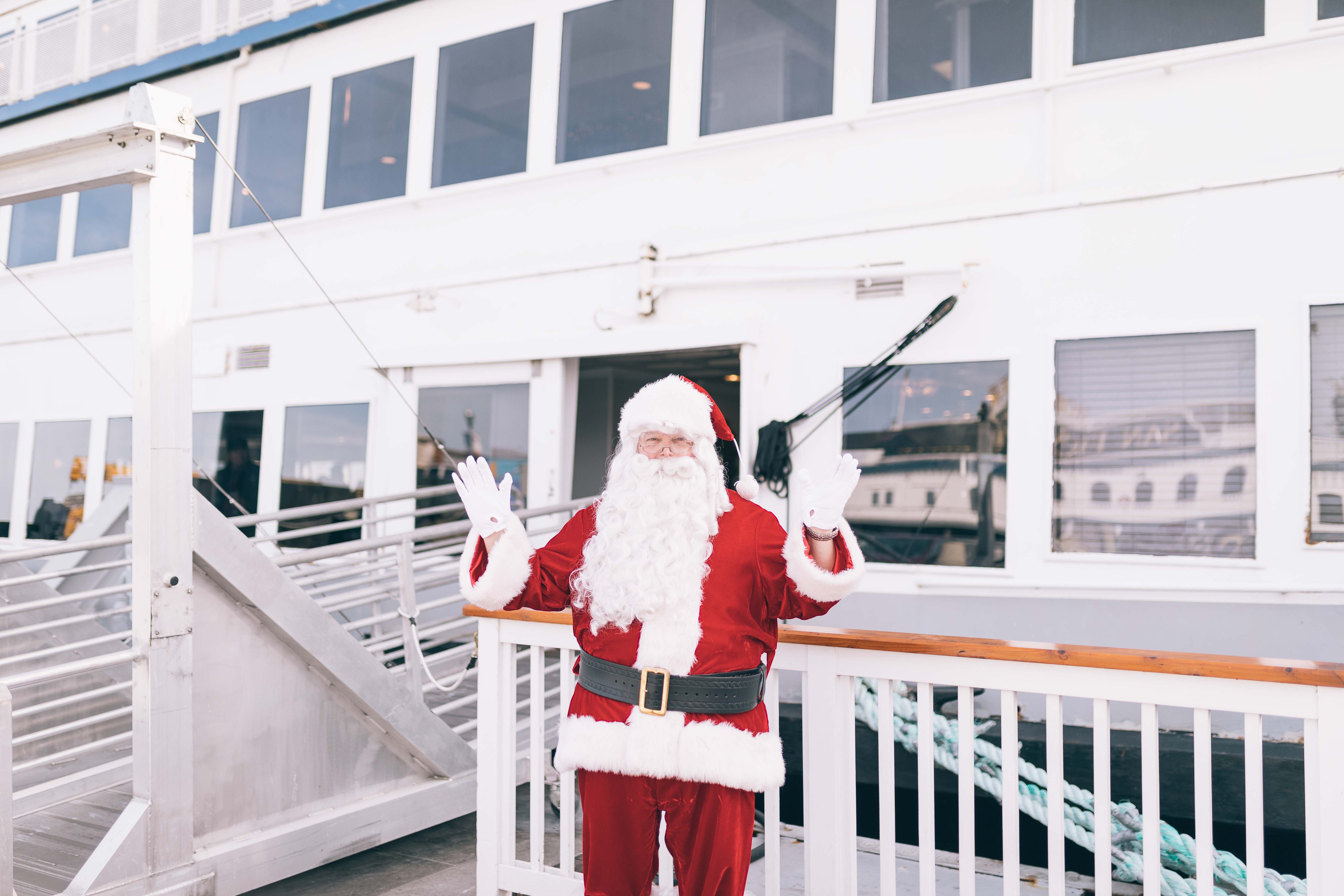 Sacramento Holiday Cruise