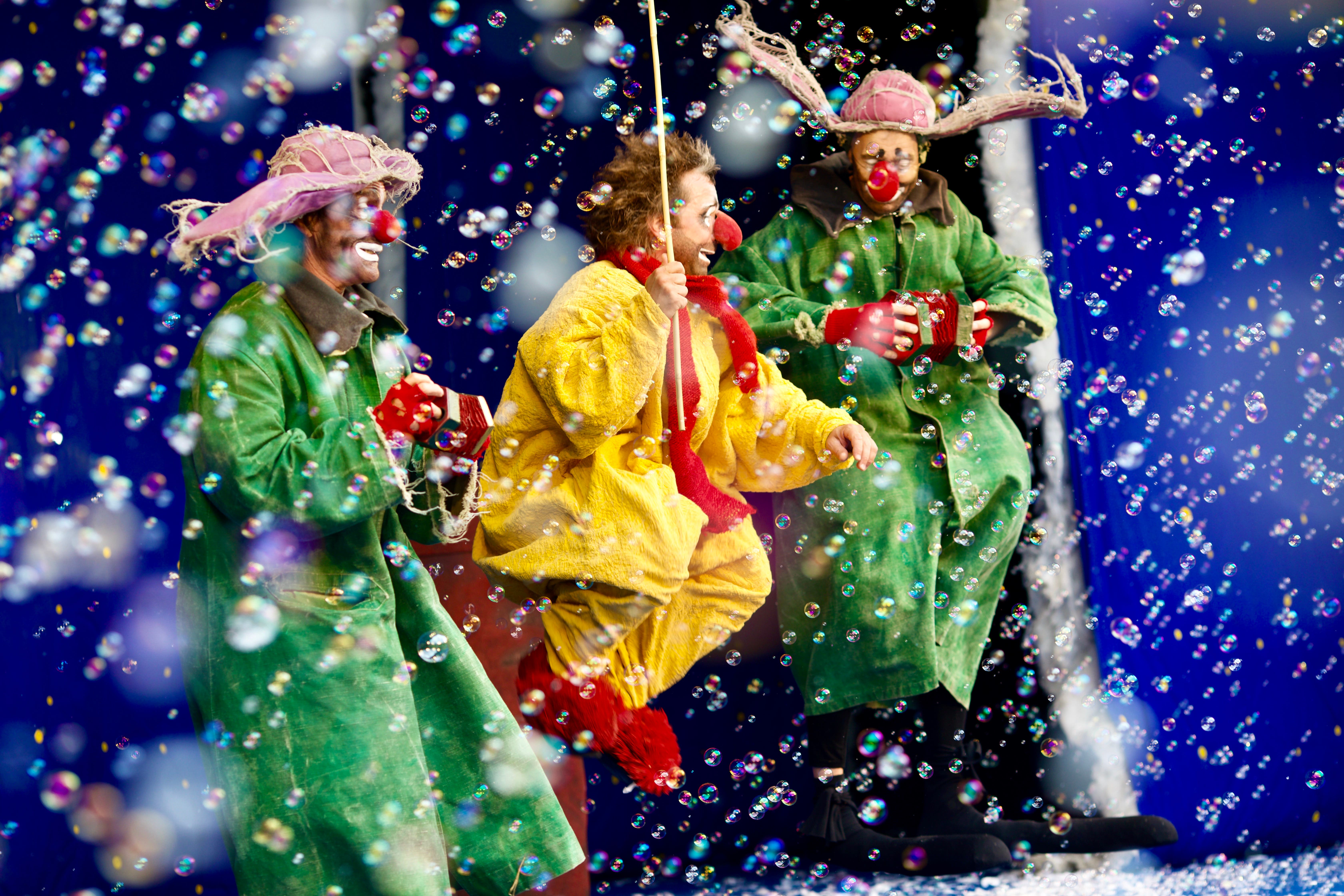 Slava's Snowshow