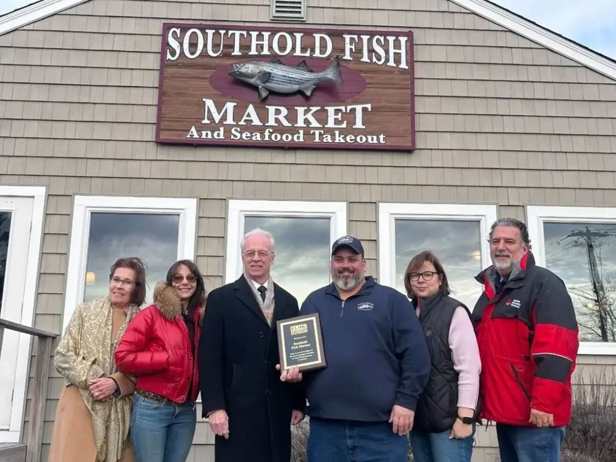 Charlie Manwaring was honored by Stony Brook Eastern Long Island Hospital.