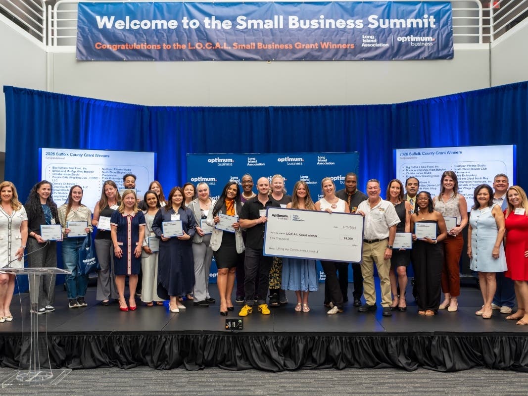Small Businesses Win $5K Grants + Tractor Supply Opens + West Marine Closes: Wee...