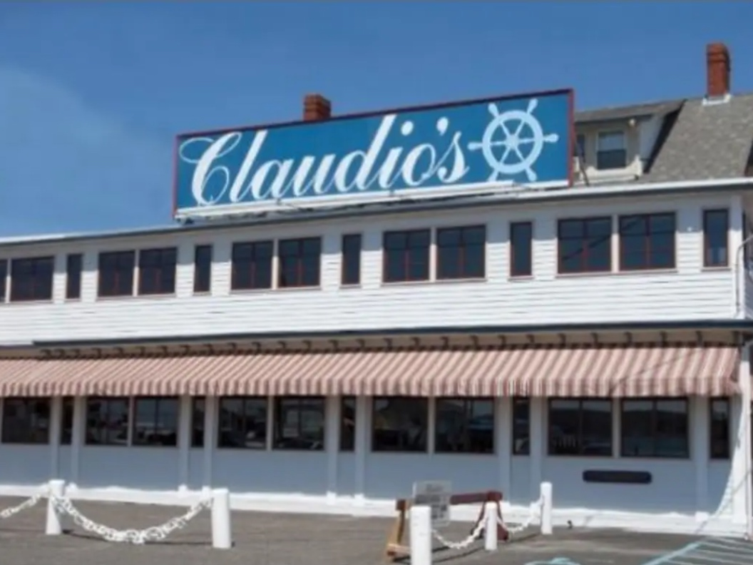 East Patchogue Food Truck + Greenport Business Closes 1 Week After Opening + New Korean Spot