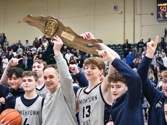 The Smithtown West boys varsity basketball team won its first Long Island Championships by defeating South Side, 65-50, at Farmingdale State University.  