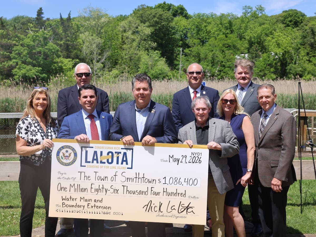 Congressman Nick LaLota joined Smithtown Supervisor Edward R. Wehrheim, town officials and residents Friday to announce $6.1 million in federal funding for road restoration and public water access projects in Smithtown.
