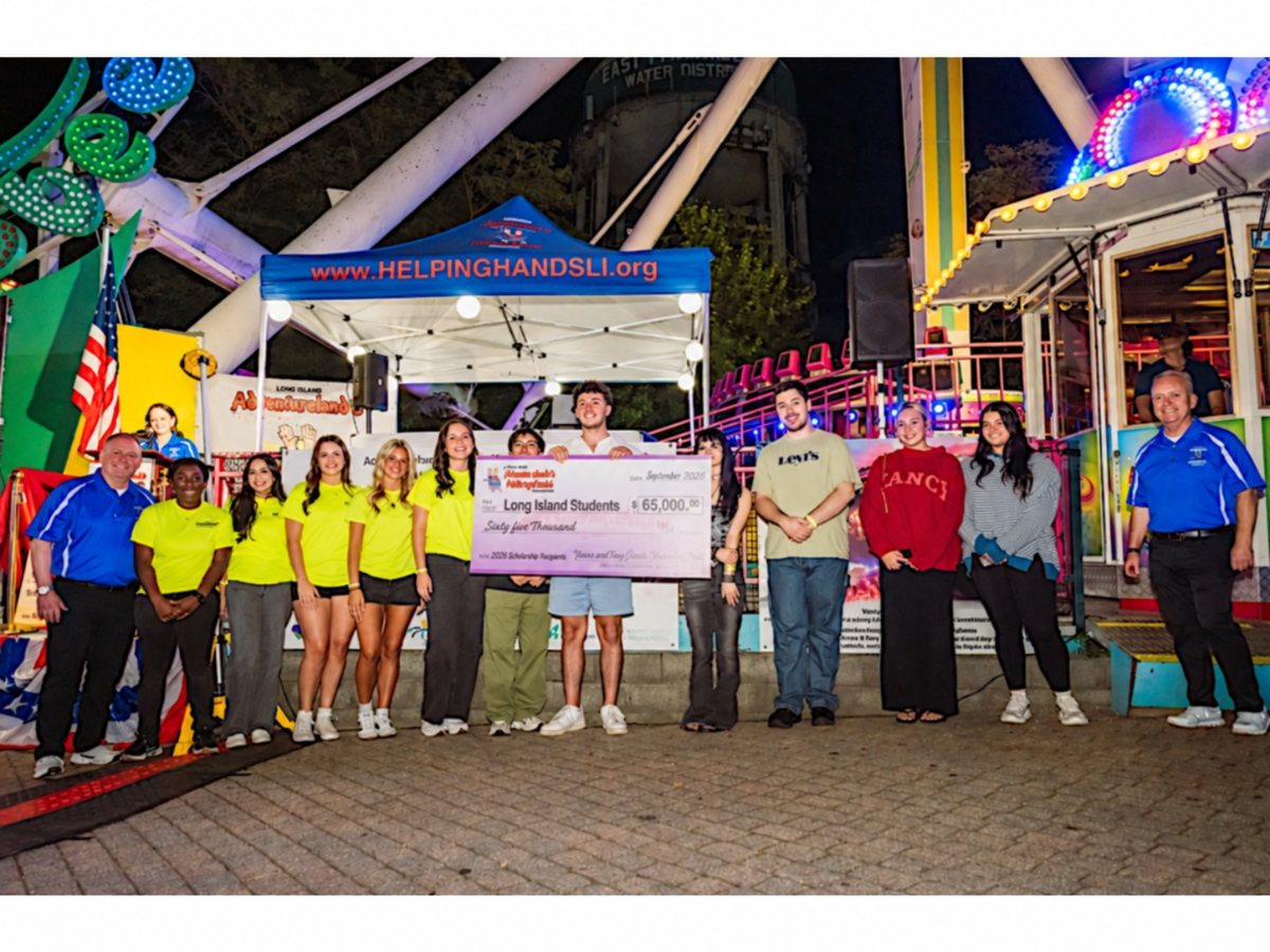 Adventureland Helping Hands Foundation Awards $65,000 in Scholarships to 13 Long Island Student at 8th Annual Friends and Family VIP Night events.