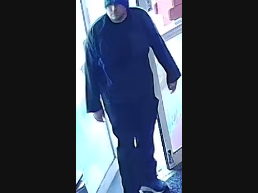 An image of the suspected Oceanside restaurant robber. 