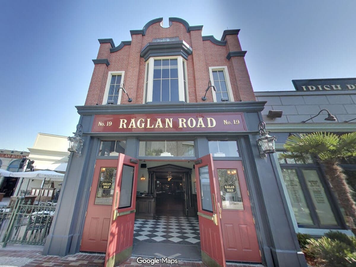 Raglan Road Irish Pub and Restaurant, the Disney Springs pub where Jeffrey Piccolo claimed in court that his wife had eaten food that led to her death. 