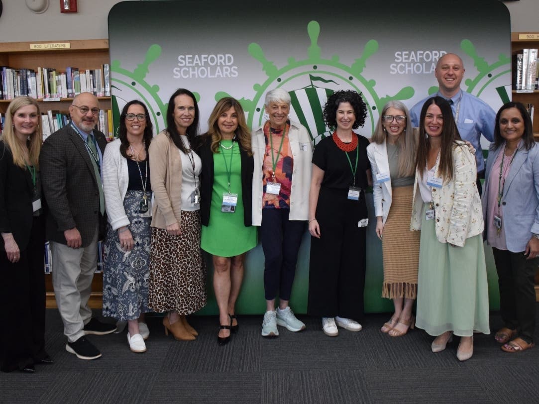 The Seaford School District hosted a Habits of Mind Conference on April 16 and 17 at the
high school. Administrators welcomed author Dr. Bena Kallick, center, and international
curriculum consultant Allison Zmuda, fifth from right.
