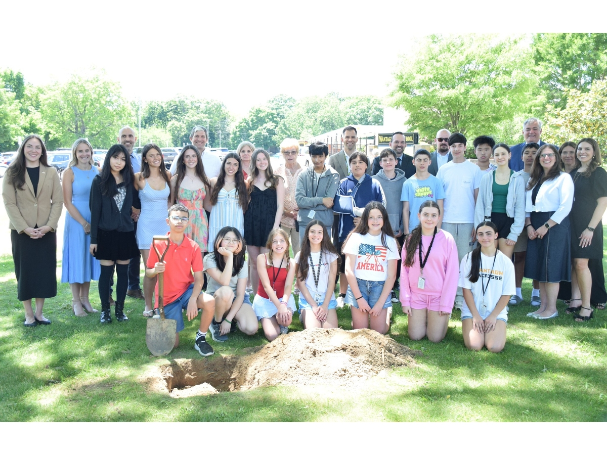 To celebrate the upcoming 250th anniversary of the United States, students, teachers
and administrators from Wantagh Middle School and high school, along with community
members and elected officials, dedicated a time capsule on June 4. 