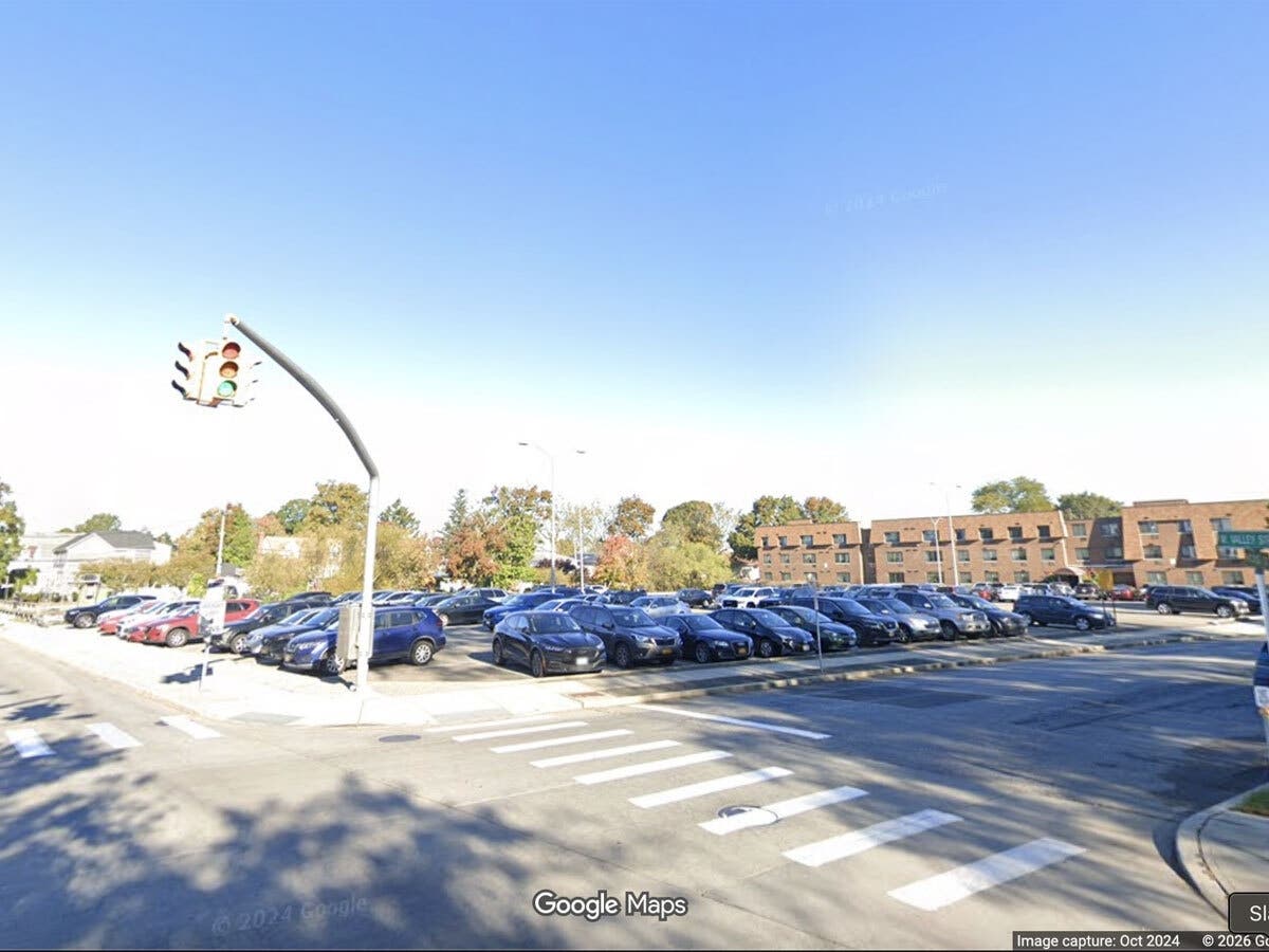 The parking lot that could become an apartment complex after an economic benefits approval from the Hempstead IDA. 