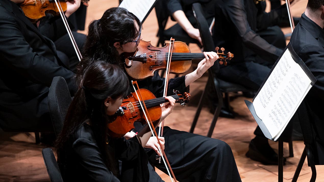 Juilliard Orchestra and Royal Academy of Music Symphony Orchestra Conducted by Esa-Pekka Salonen