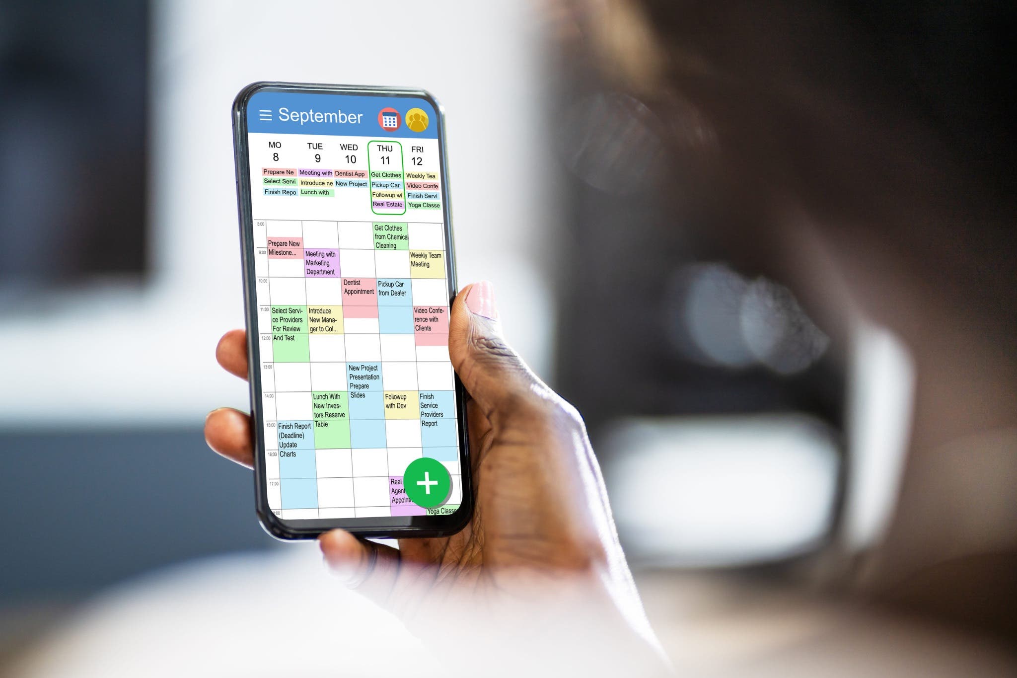 Alcoholism treatment programs that fit busy days actually help rebuild routine, accountability, and emotional stability over time.