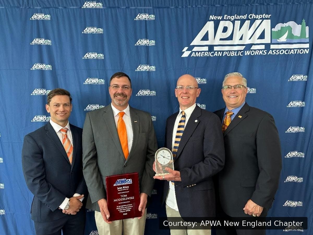 Tom Modzelewski was recognized as this year’s “John Kiley” Member of the Year during the APWA New England Chapter’s annual National Public Works Week luncheon.