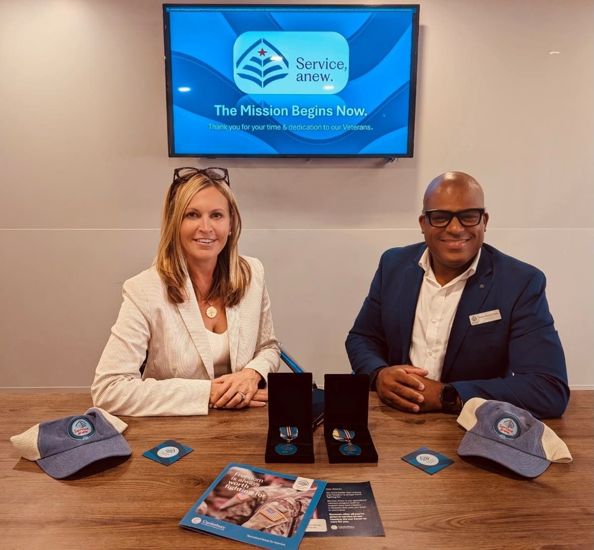 PHOTO: Jennifer Hertzog (left) and Ricardo Pena