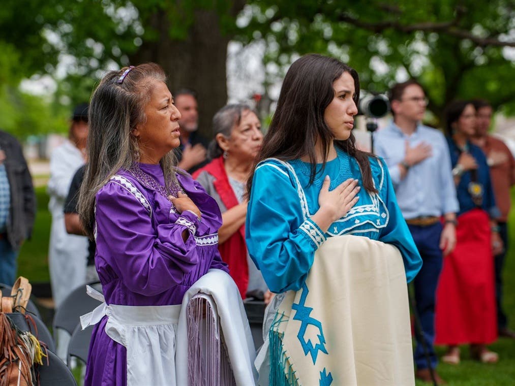 A photo of the unveiling.
