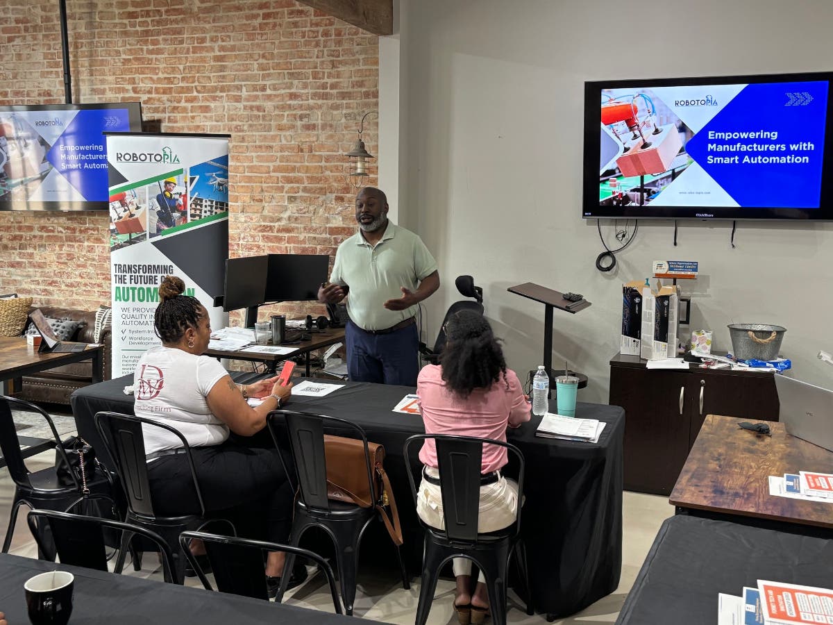 Robotics engineer Terrence Southern speaking at the Automation or Extinction workshop on April 27. 