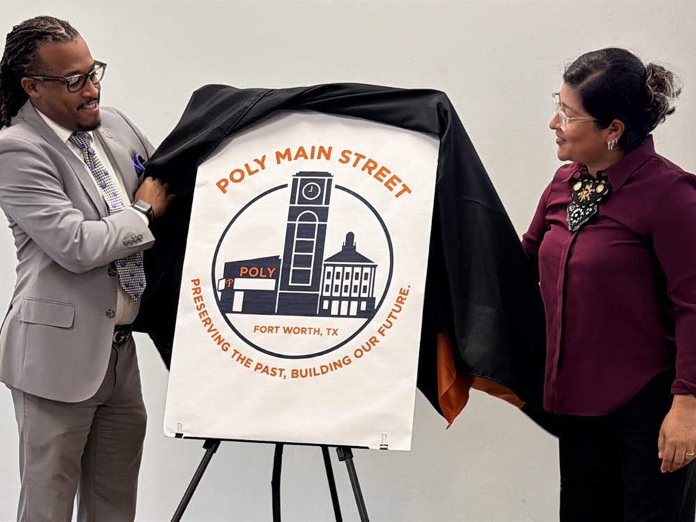 The logo unveiling.