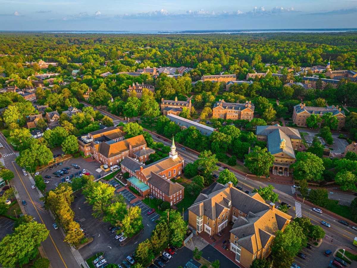 Falls Church families comparing drug and alcohol rehab in Virginia may encounter several different levels of care, from detox support to outpatient treatment.