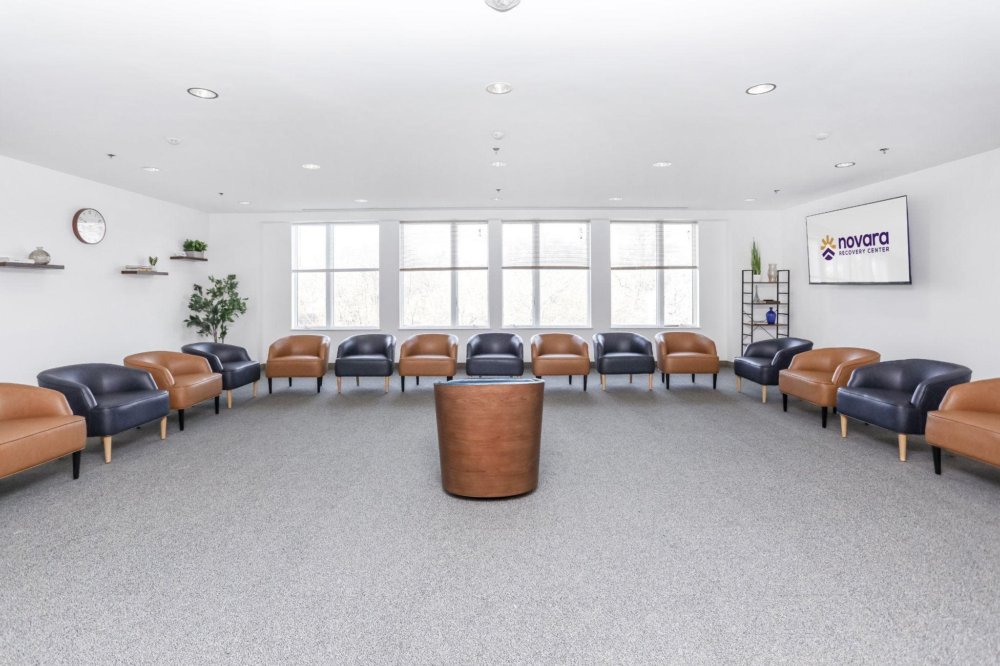 A calm group therapy room