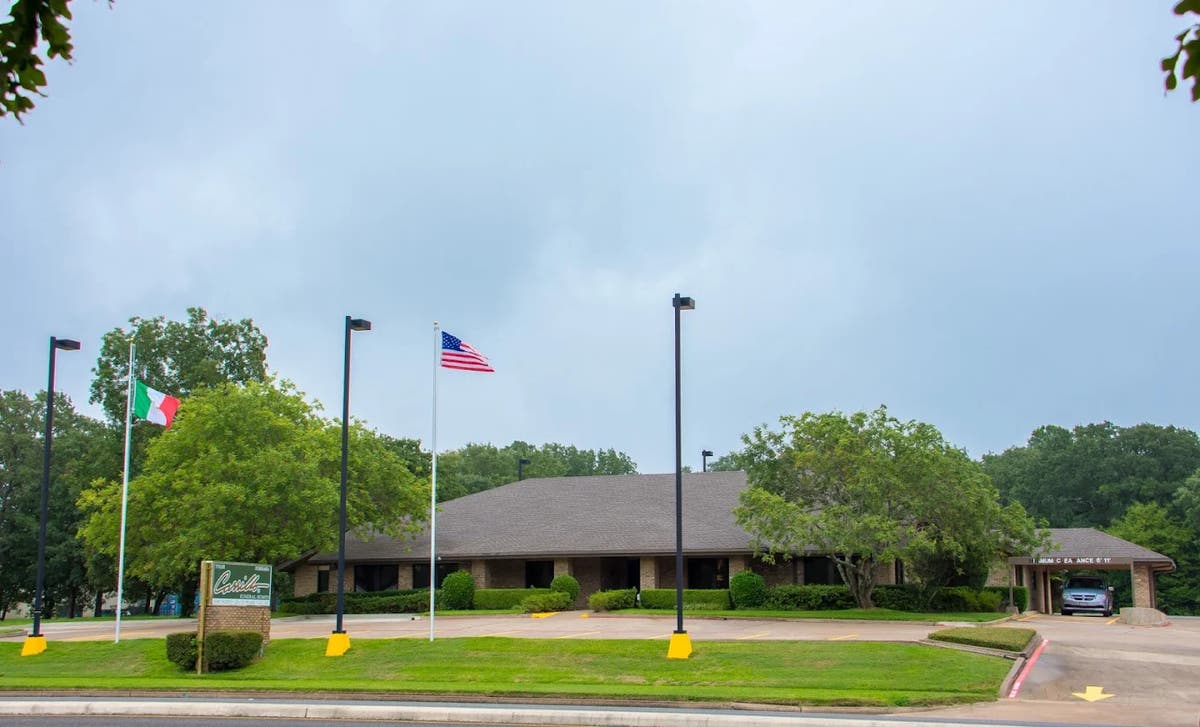 Carrillo Funeral Home - Tyler