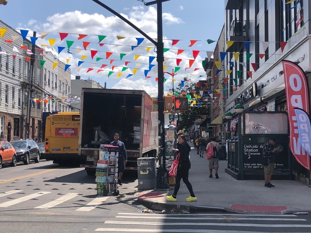 News small post card thumbnail